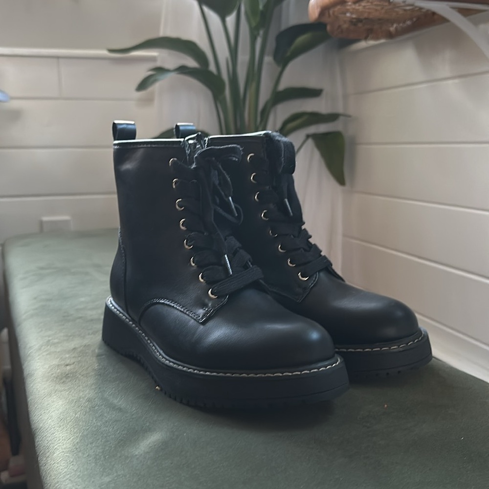 •NWOT • Madden Girl combat boots